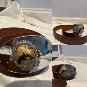 Beautiful ladies Hawaiian belt with Orca on buckle